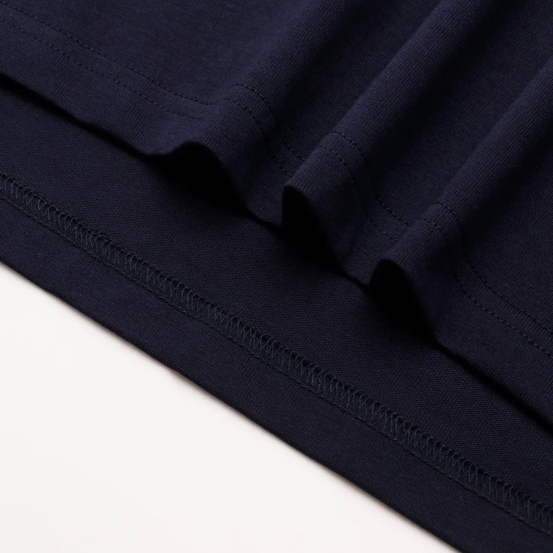 THOM BROWNE/ TB T ， ， ， ， ， 、 。 Classic Size：1 2 3 4